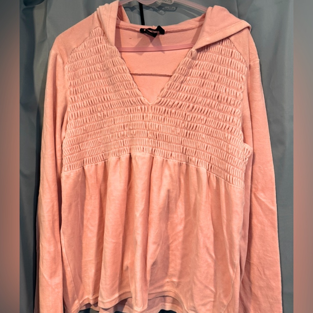 Victoria Secret MODA light pink velour babydoll top